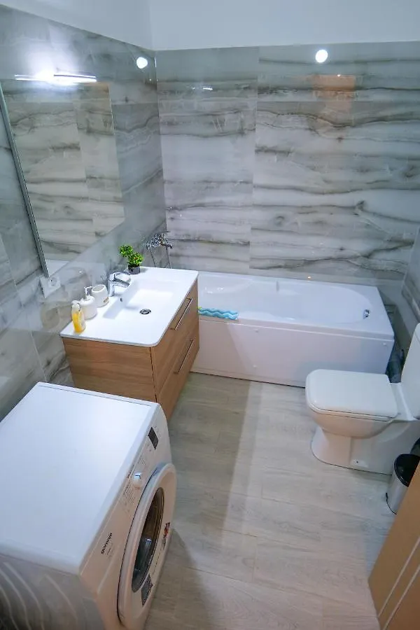 Mato Apartments Sarandë