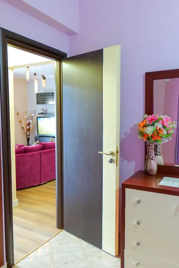 Mato Apartments Sarandë