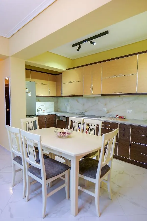 Mato Apartments Sarandë