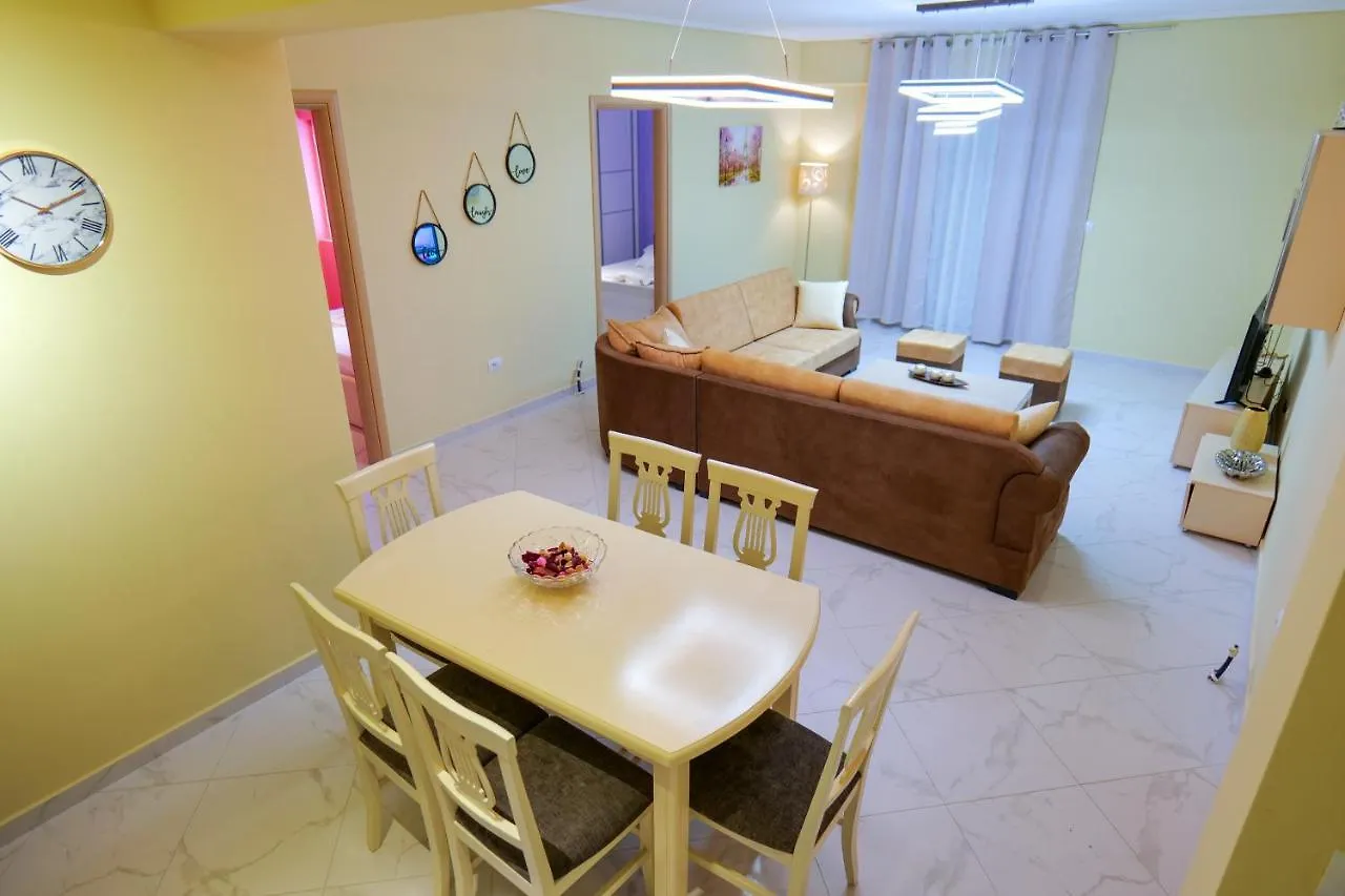 Mato Apartments Sarandë