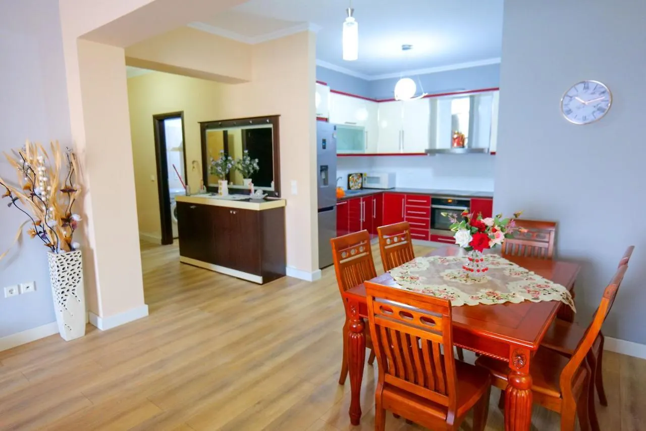 Mato Apartments Sarandë 0*,