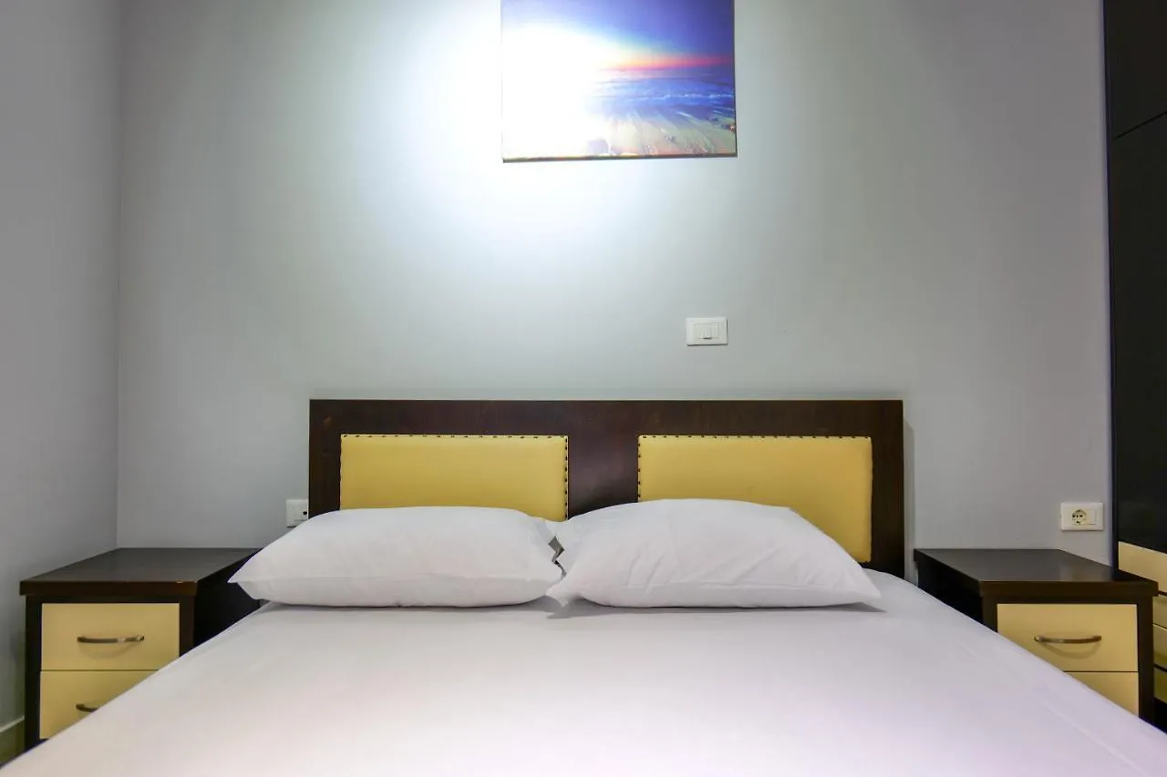 Mato Apartments Sarandë